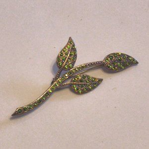8/$20 France Green Leaf Brooch